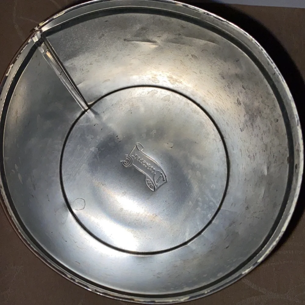 ~Decoware~ Vintage “Curry & Ives” Tins (Set of 2)